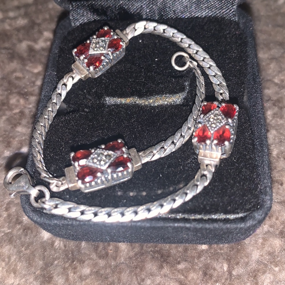 Garnet & Marcasite SET Bracelet/earrings/Brooch in silver - Picture 12 of 15